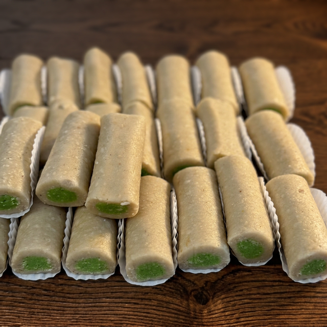 Kaju Pista Roll.